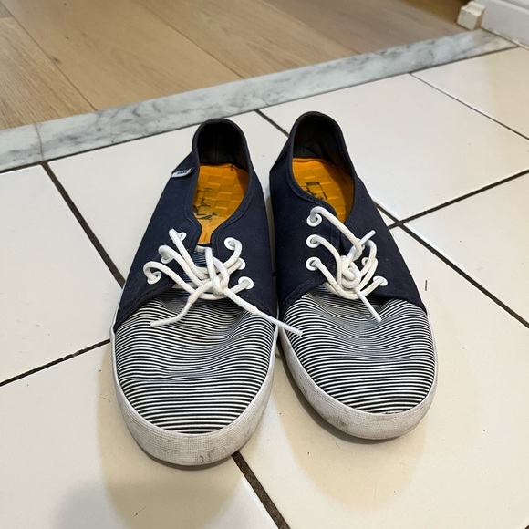 Vans size 7.5 - Picture 1 of 3